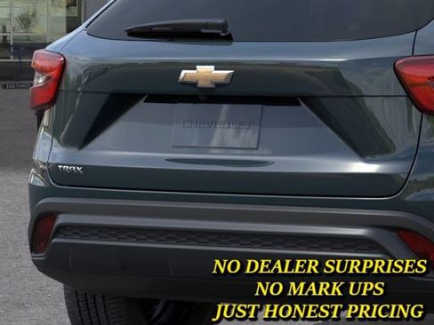 New 2026 Chevrolet Trax LS FWD image 14