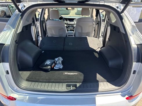 Used 2017 Hyundai Tucson Value AWD/4WD image 16