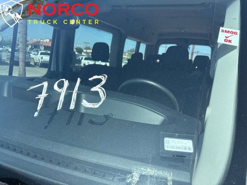 Used 2021 Ford Transit 350 XLT image 28