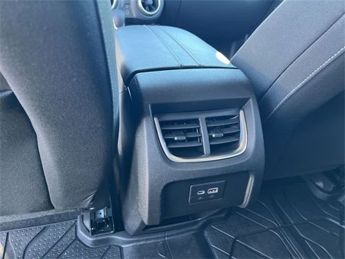 Certified 2024 Chevrolet Blazer LT w/ Convenience Package image 20