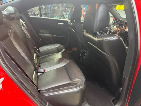 Used 2019 Dodge Charger SXT w/ Plus Group image 17