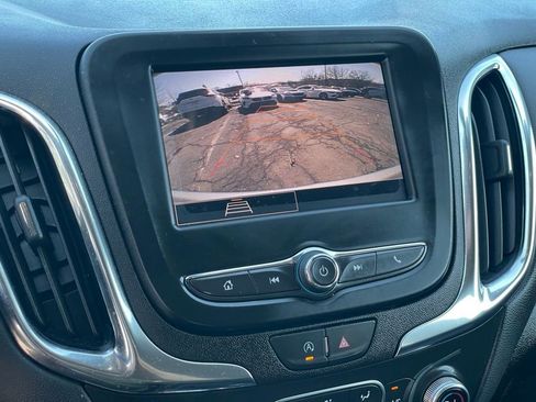 Used 2024 Chevrolet Equinox LT image 21