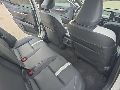 Certified 2025 Toyota Camry SE image 11