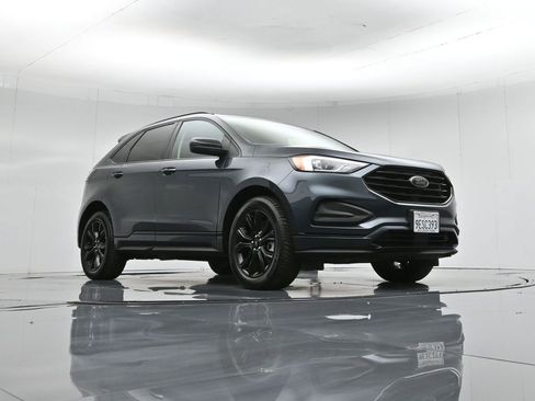Used 2022 Ford Edge SE w/ Black Appearance Package image 50