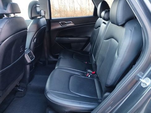 Certified 2023 Kia Sportage SX image 13