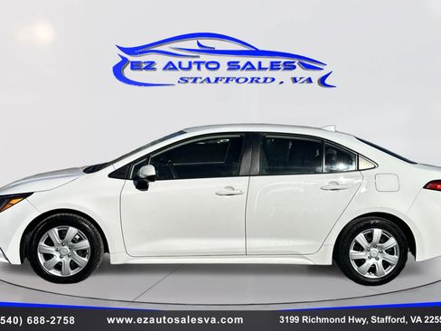 Used 2022 Toyota Corolla LE image 8