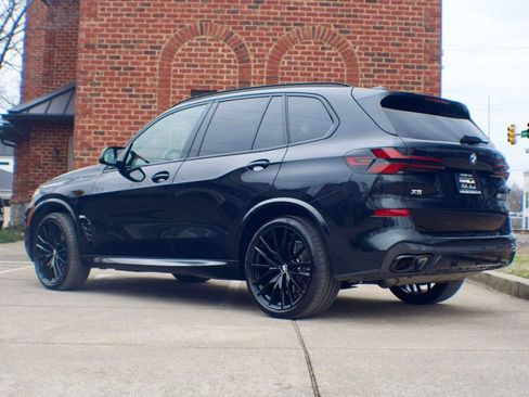 Used 2024 BMW X5 M60i image 7