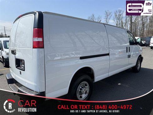 Used 2021 Chevrolet Express 3500 Extended w/ Driver Convenience Package RWD image 7