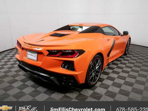 Used 2024 Chevrolet Corvette Stingray Premium Conv w/ 3LT image 3