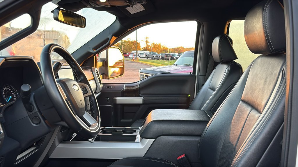 Used 2022 Ford F250 Lariat w/ Lariat Ultimate Package AWD/4WD image 23