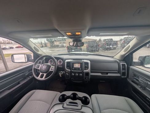 Used 2022 RAM 1500 Classic SLT w/ Protection Group AWD/4WD image 34