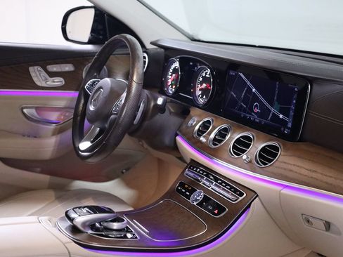 Certified 2018 Mercedes-Benz E 400 4MATIC Sedan image 56