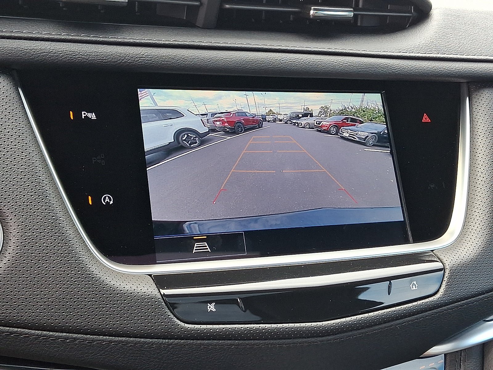 Certified 2024 Cadillac XT5 Premium Luxury AWD/4WD image 32