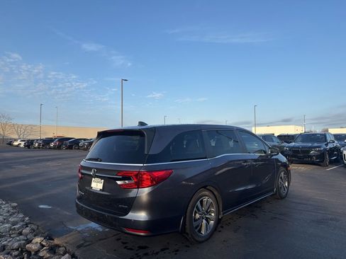 Used 2022 Honda Odyssey Touring image 5