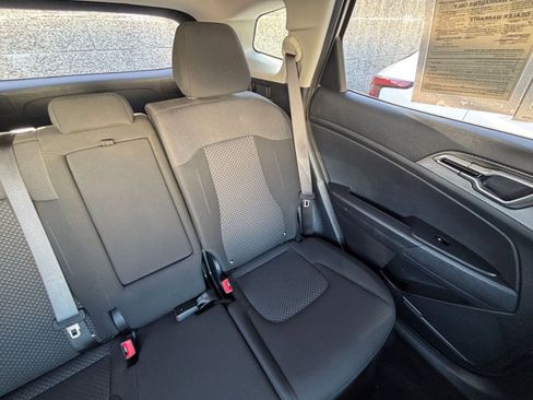 Used 2025 Kia Sportage LX image 38