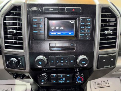 Used 2019 Ford F250 XL w/ Power Equipment Group AWD/4WD image 19