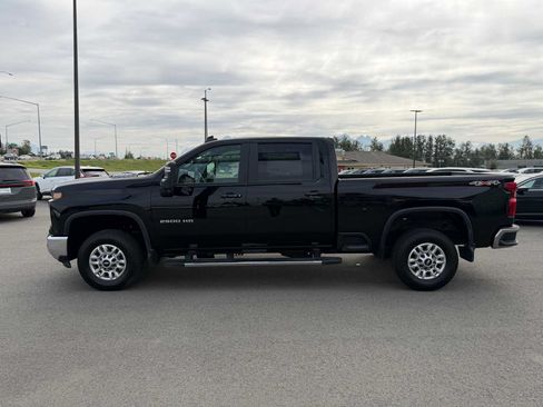 Certified 2026 Chevrolet Silverado 2500 LT w/ Convenience Package AWD/4WD image 8