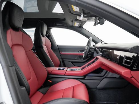 New 2025 Porsche Taycan 4S image 22