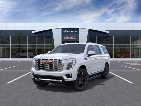 New 2026 GMC Yukon XL Denali w/ Sun & Power Step Package image 8