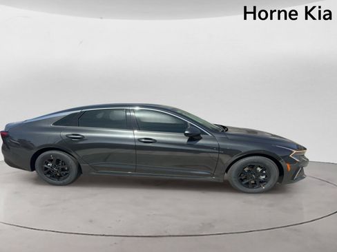 New 2026 Kia K5 LXS FWD image 3
