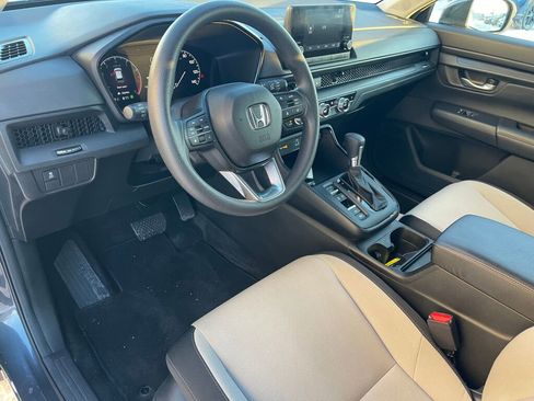 Used 2023 Honda CR-V EX image 5