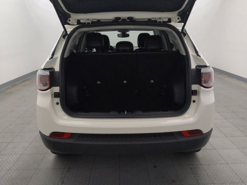Used 2020 Jeep Compass Latitude w/ Popular Equipment Group AWD/4WD image 29