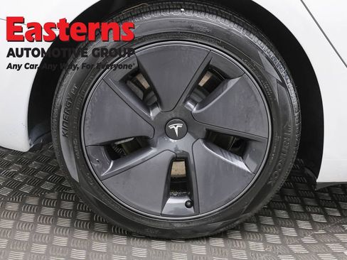 Used 2023 Tesla Model 3 Standard Range RWD image 23
