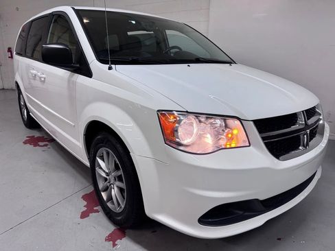 Used 2017 Dodge Grand Caravan SE w/ Power Window Group FWD image 1