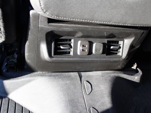 Used 2023 Chevrolet Silverado 2500 LT w/ Convenience Package image 65