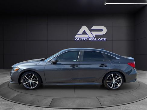 Used 2024 Honda Civic Touring image 7