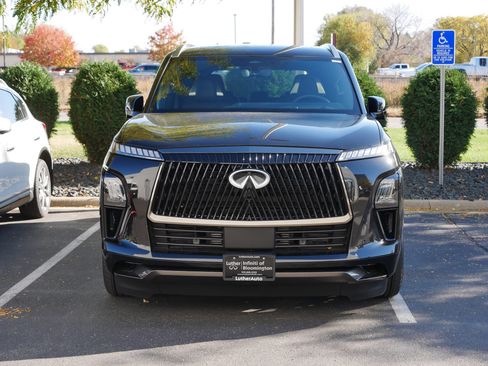 Certified 2025 INFINITI QX80 Autograph image 2
