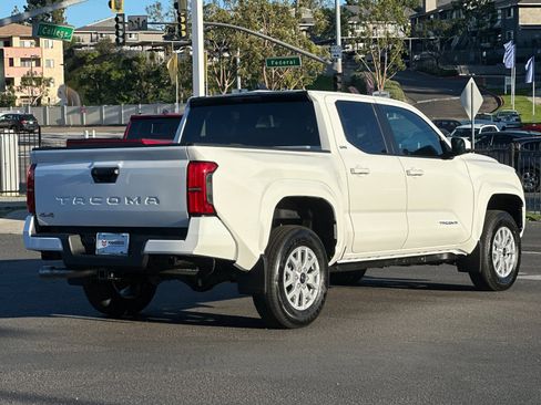 New 2026 Toyota Tacoma SR5 image 5