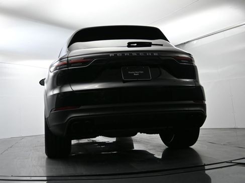 Certified 2023 Porsche Cayenne image 51