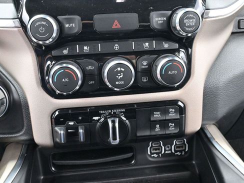 Used 2022 RAM 1500 Laramie image 24