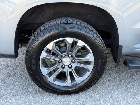 Certified 2026 Chevrolet Silverado 1500 High Country AWD/4WD image 14