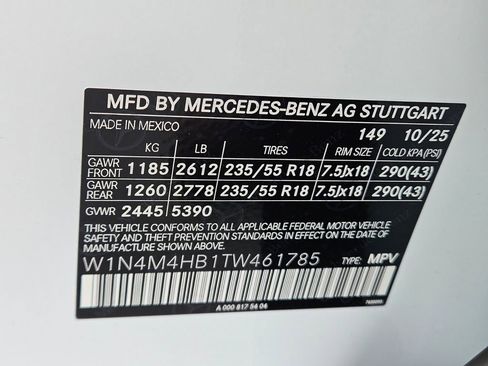 New 2026 Mercedes-Benz GLB 250 4MATIC image 30