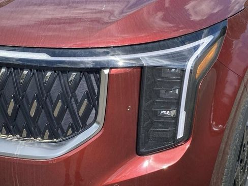 New 2026 Kia Carnival FWD image 29