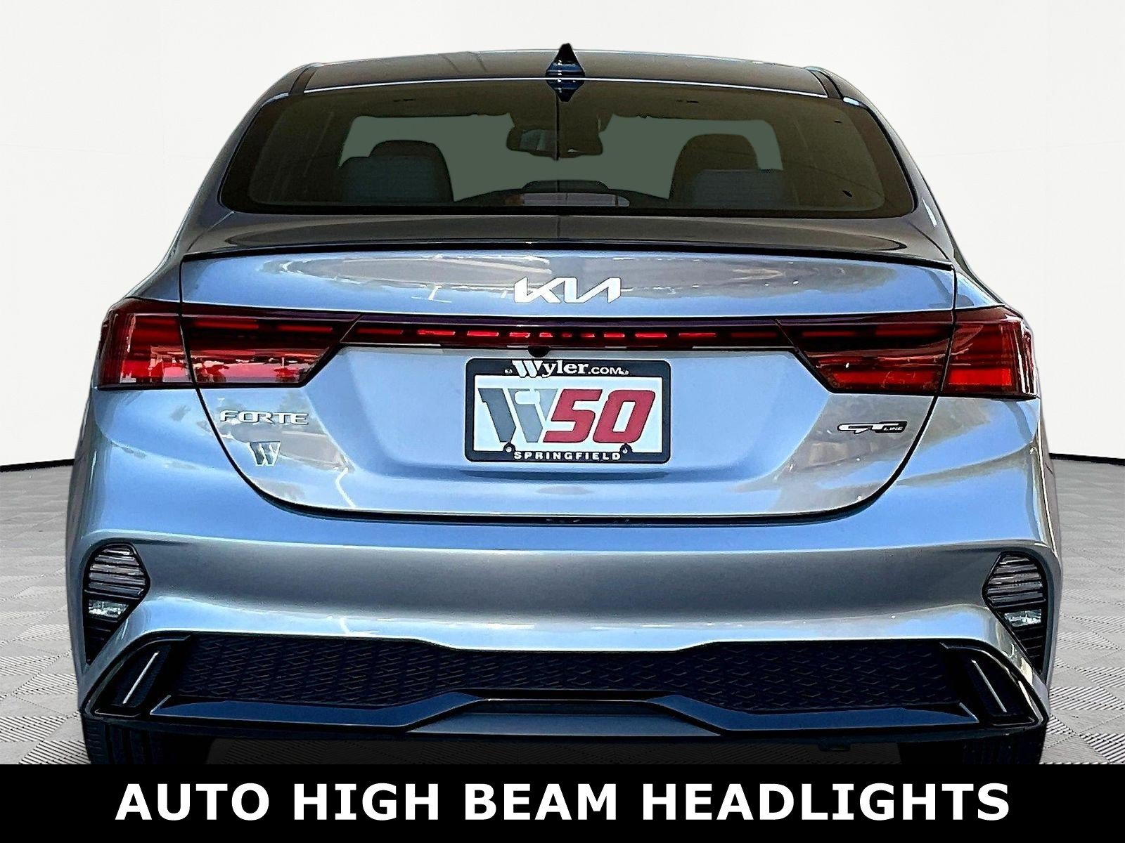 Used 2024 Kia Forte GT-Line w/ GT-Line Premium Package FWD image 5