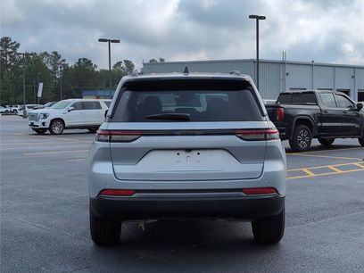 New 2026 Jeep Grand Cherokee Altitude