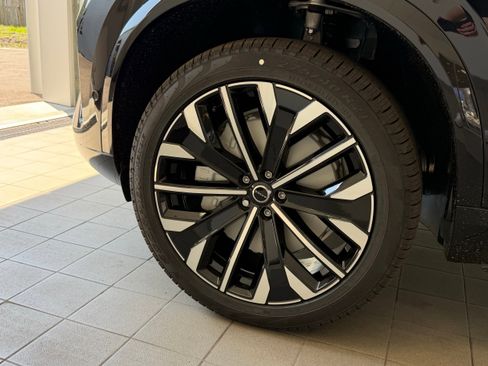 New 2026 Volvo XC90 B6 Ultra w/ Protection Package Premier AWD/4WD image 9