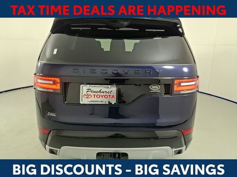 Used 2020 Land Rover Discovery Landmark image 6