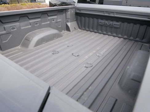 Used 2025 GMC Sierra 2500 Denali w/ Denali Reserve Package image 8