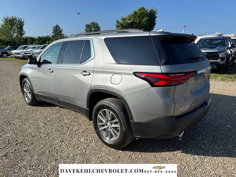 Used 2023 Chevrolet Traverse LT AWD/4WD image 3