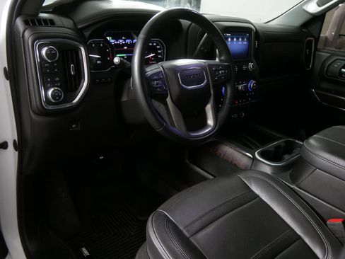 Used 2023 GMC Sierra 3500 Denali w/ Technology Package AWD/4WD image 16