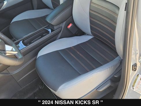 Used 2024 Nissan Kicks SR w/ SR Premium Package FWD image 16