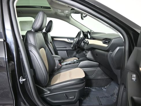 Used 2021 Ford Escape Titanium w/ Titanium Elite Package image 13