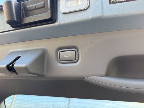 New 2025 Hyundai Ioniq 5 SEL image 16