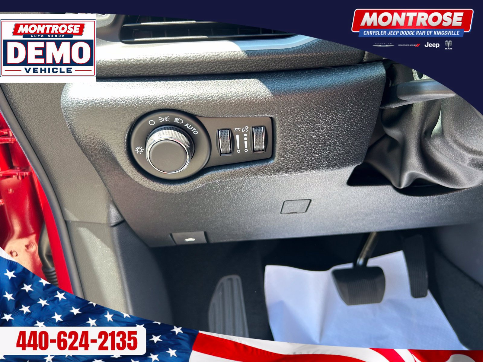 New 2027 Chrysler Pacifica Select w/ Family Tech Group FWD image 15