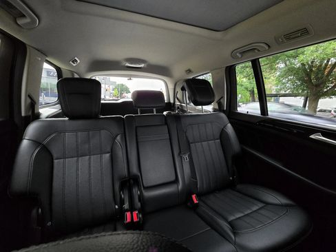 Used 2016 Mercedes-Benz GL 450 4MATIC image 54