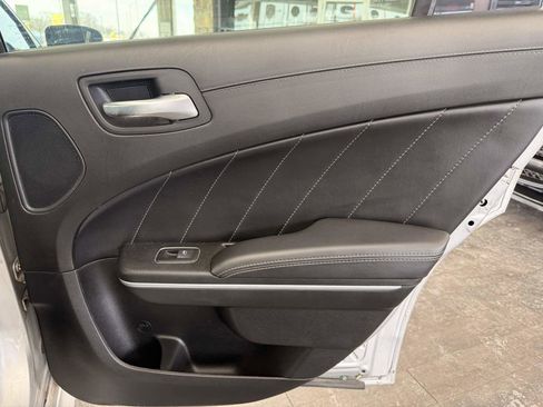 Used 2019 Dodge Charger Scat Pack w/ Dynamics Package image 36